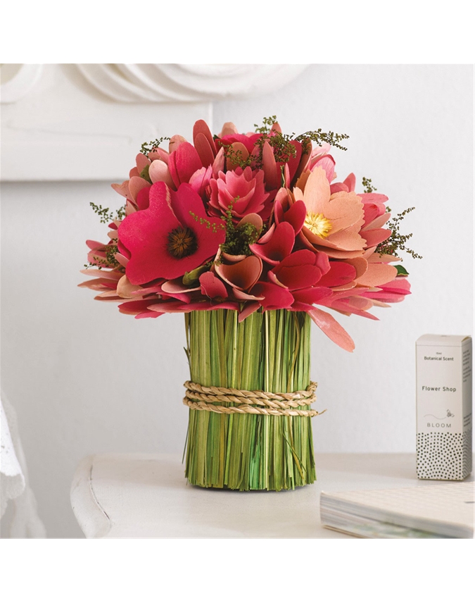 Ombré 'Sola' Flower Standing Bouquet