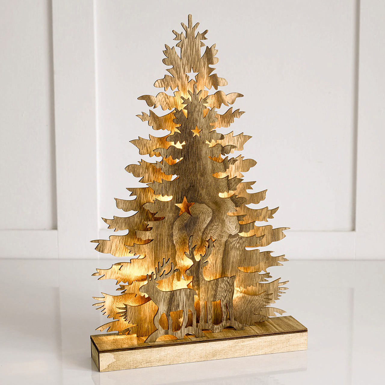 LED Wood-Cut Tree Scene