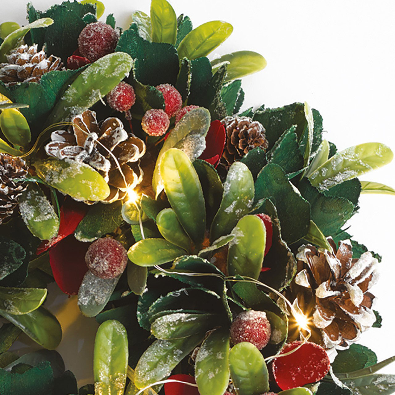 Frost Berry LED Wreath
