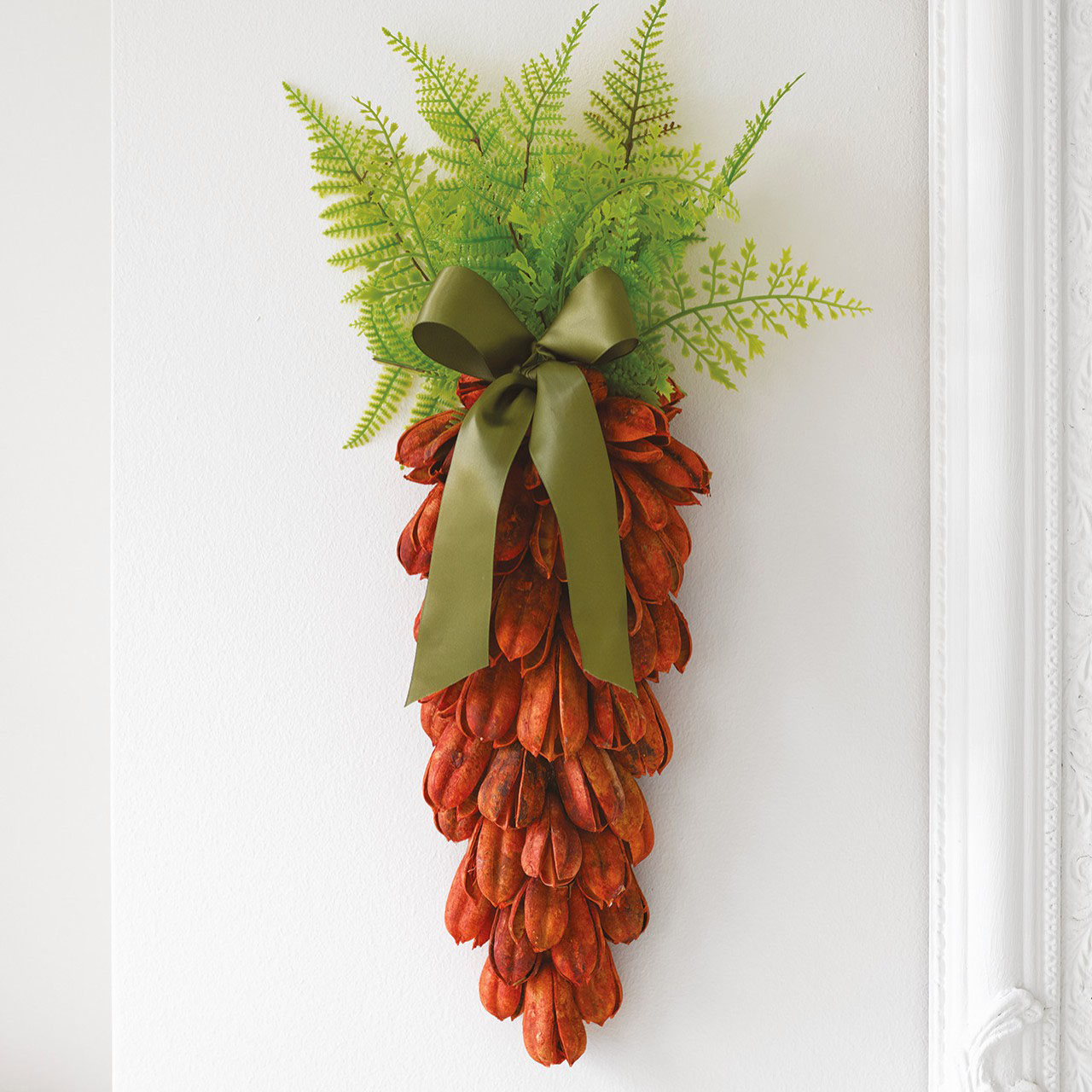 Seedpod Hanging Carrot Decoration
