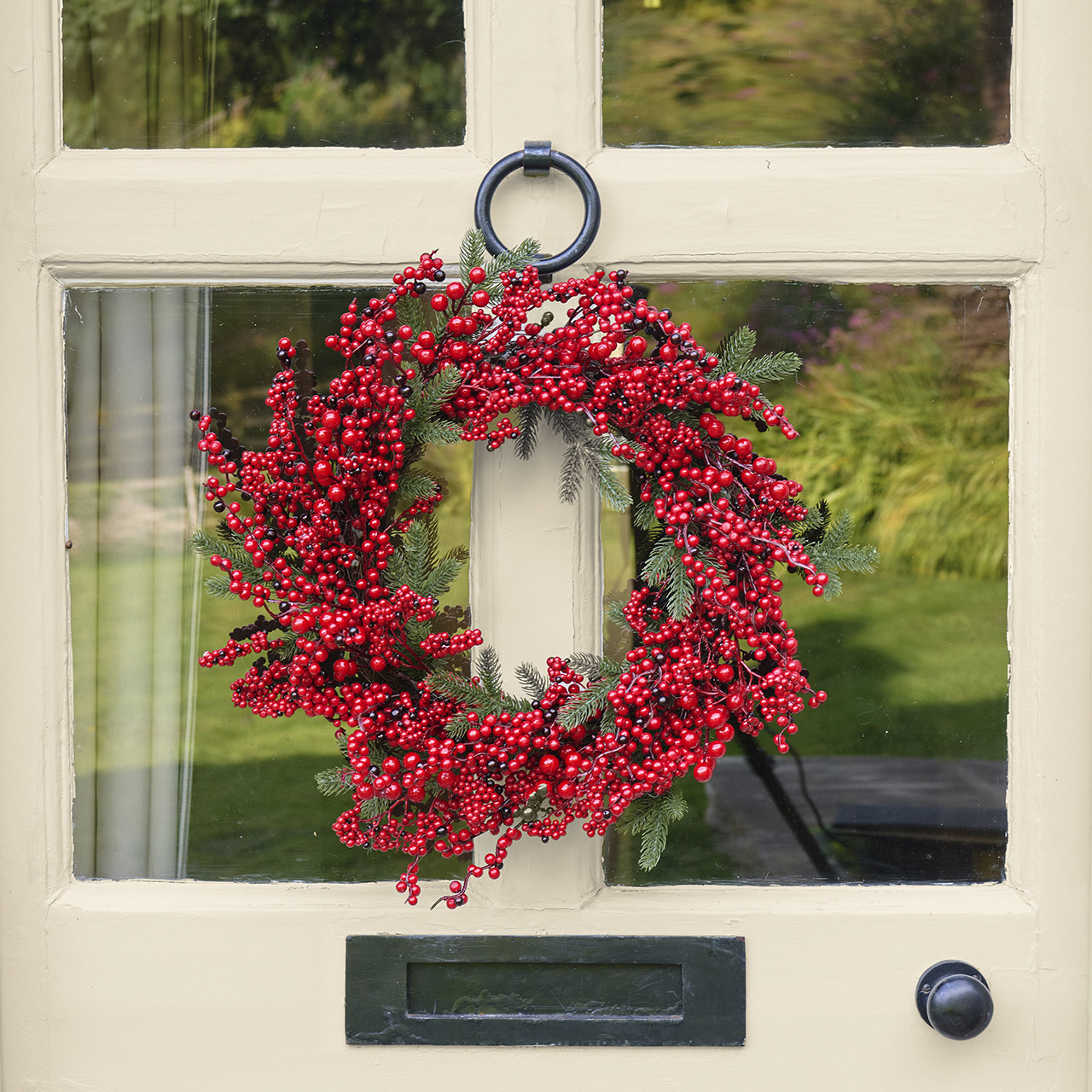 Red Berry Rattan Wreath