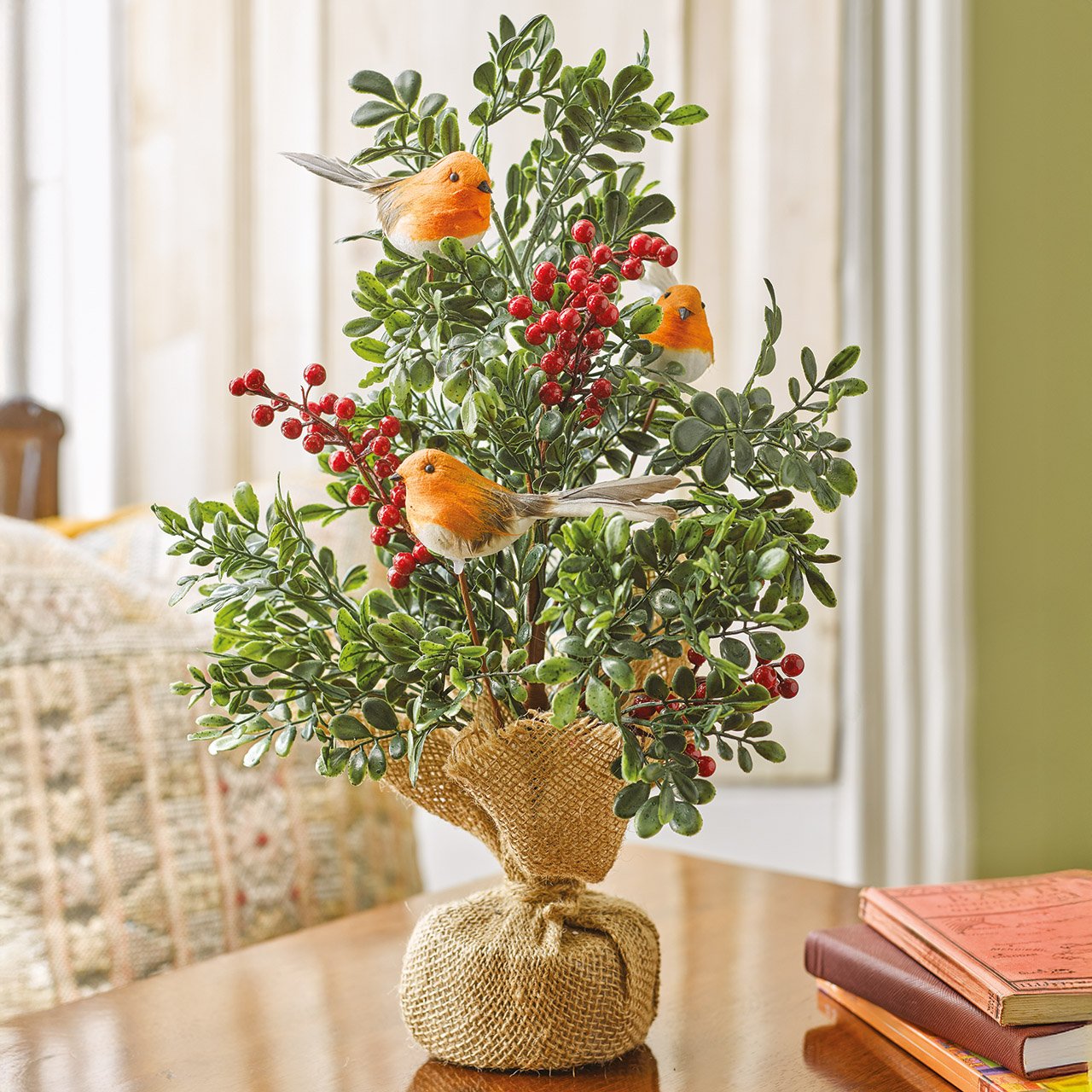Christmas Tree with Robins