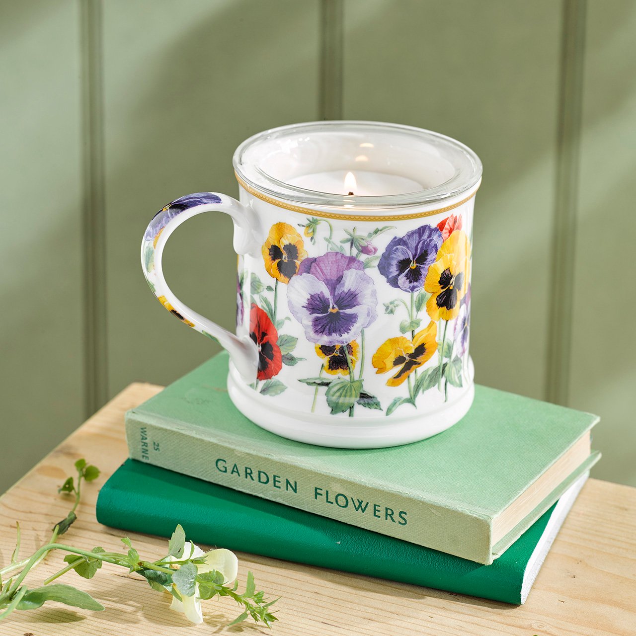 Flower Mug Candle