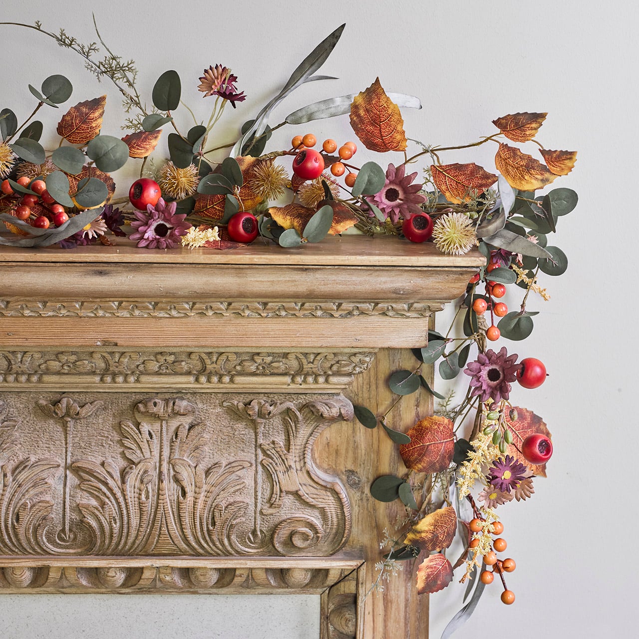 Daisy and Berry Garland