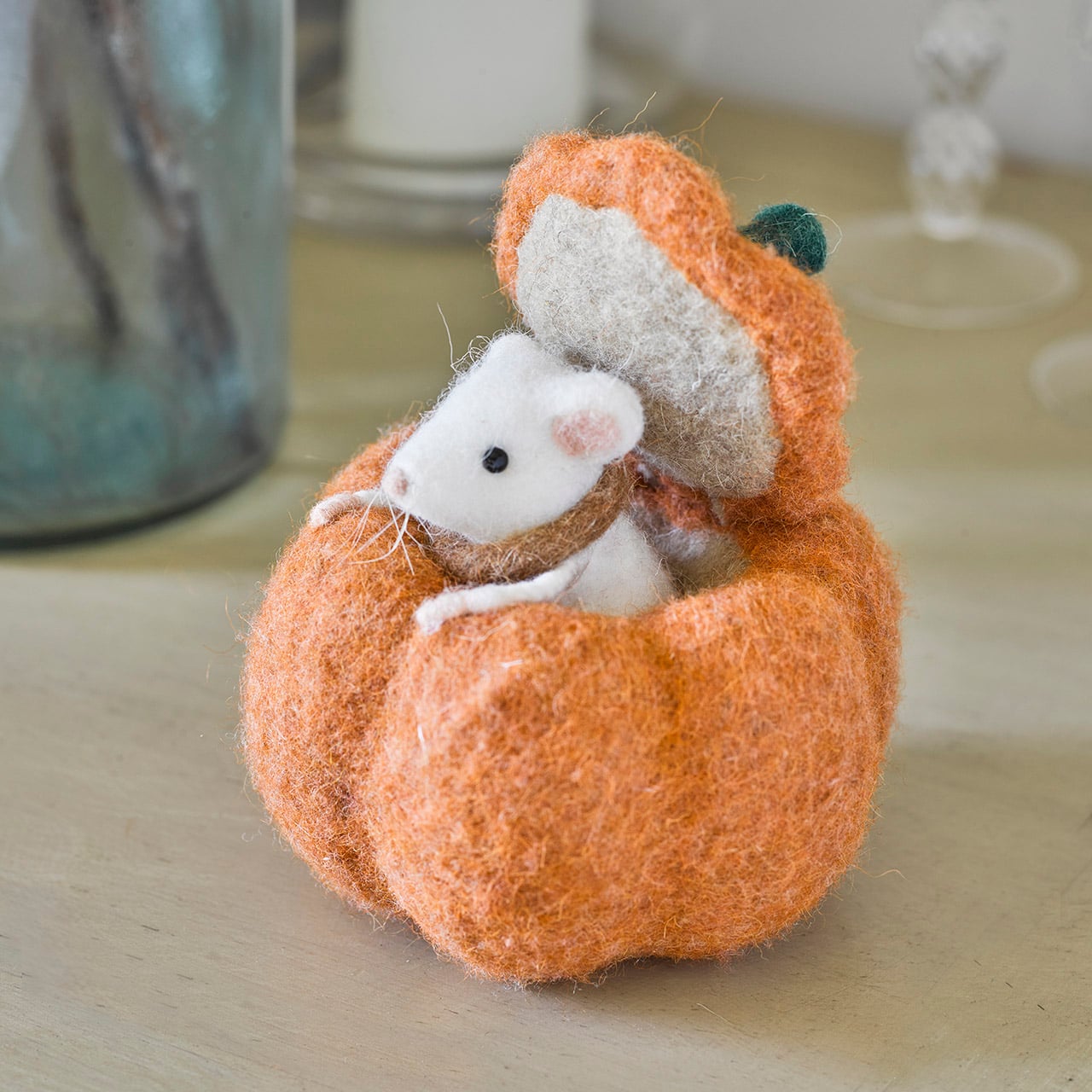 Felt Mouse in Pumpkin