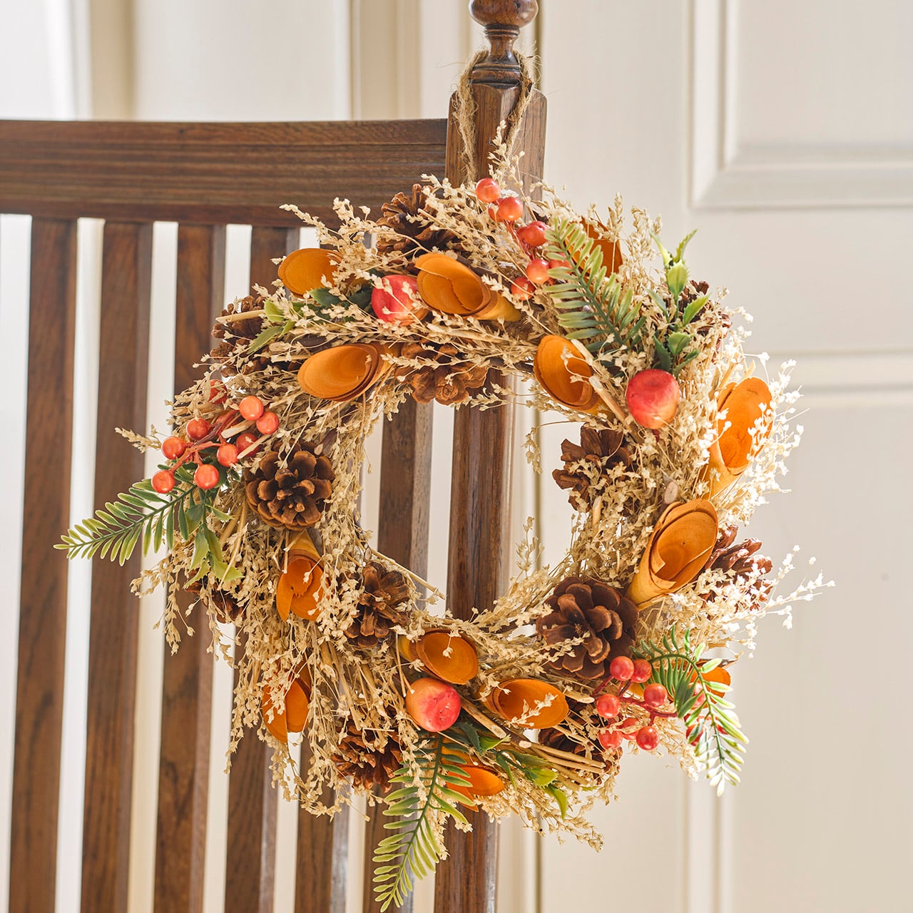 Auburn Dried Wreath, 30cm
